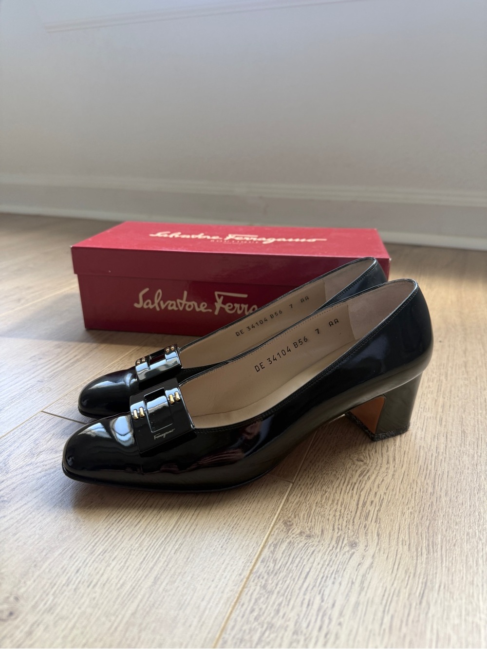 Salvatore Ferragamo Black leather polished Block Heel Pumps with buckle size 7AA